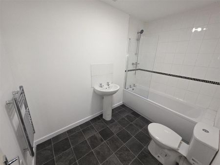 2 bedroom flat to rent - Photo 5