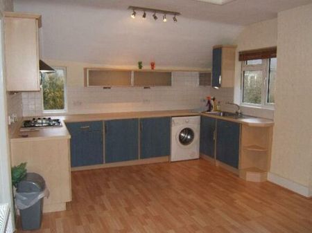2 bedroom house to rent - Photo 3