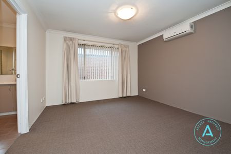 TOWNHOUSE FOR RENT IN LATHLAIN - Photo 5