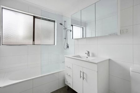 Sundrenched Family Home in a Central Location - Photo 4