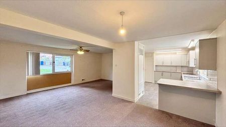 Cedar Close, Raf Lakenheath, IP27 - Photo 3