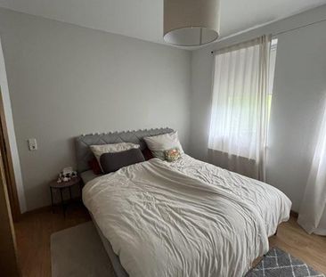 2-Zimmer-Wohnung mit Option EINBAUKÜCHE und Möbel, LAMINAT, großer ... - Photo 6