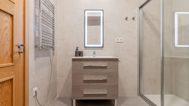 1-bedroom apartment for rent in Palacio - Foto 1