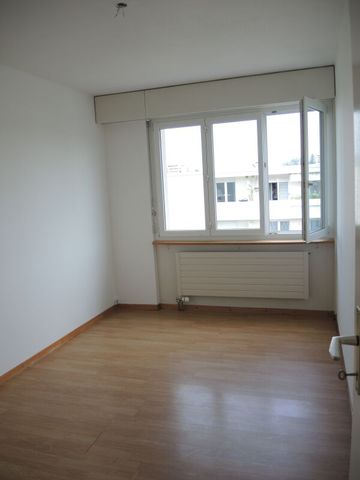 Familienfreundliche Wohnung mit Balkon zu vermieten! - Foto 4