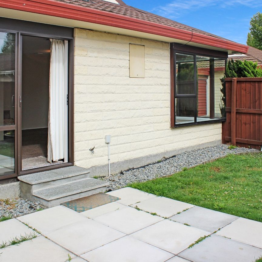 Christchurch - Photo 1