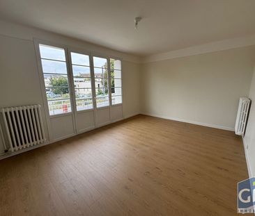 Location Appartement 5 pièces 93m² - Photo 1