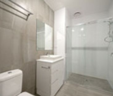 Top floor unit - Photo 5