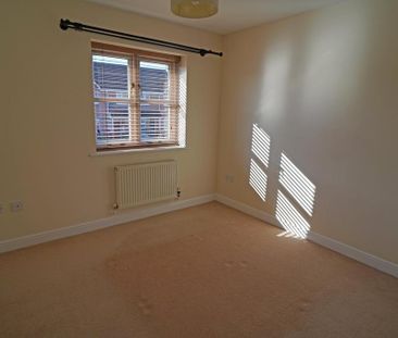 2 bedroom semi-detached house to rent - Photo 2
