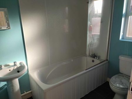 15 Walnut Grove, Larne, BT40 2WS - Photo 4