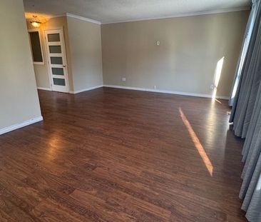 For Lease - 63 Centre Street Unit# Main, Richmond Hill, Ontario - Photo 1