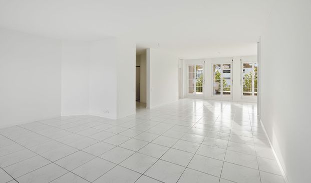 Diese 3½-Zimmer-Wohnung überzeugt durch ihre Grosszügigkeit - Photo 1