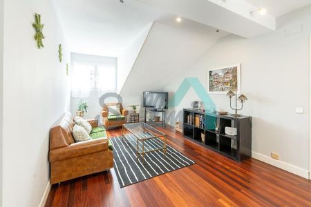 Alquiler de piso en Calle de Campomanes - Photo 2