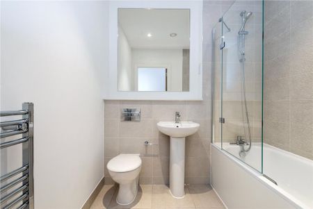 2 bedroom flat to rent - Photo 5