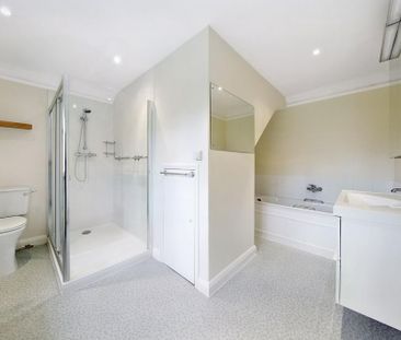 4 bedroom house to rent - Photo 1