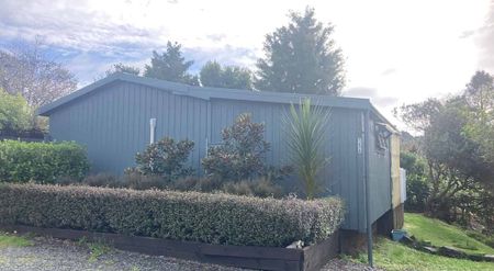 Charming 1-bedroom flat in Kensington - Photo 2