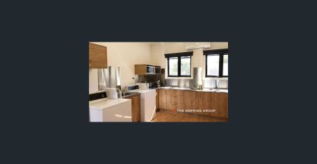 New generation studio living - at its best! Private bathroom, utilities included. - Photo 4