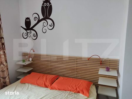 Apartament 2 camere, parcare inclusa, decomandat - zona The Office - Photo 3