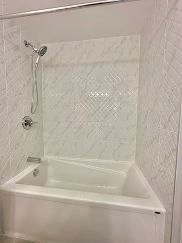 For Lease - 723 Arcadian Private, Kanata, Ontario - Photo 3