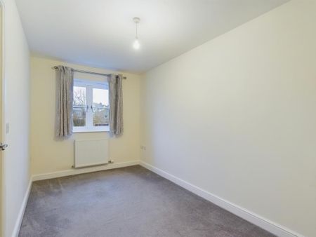 2 bedroom semi-detached house to rent - Photo 4