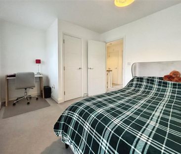 2 bedroom semi-detached house to rent - Photo 5