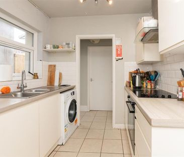 Lewington Road, Fishponds - Photo 1