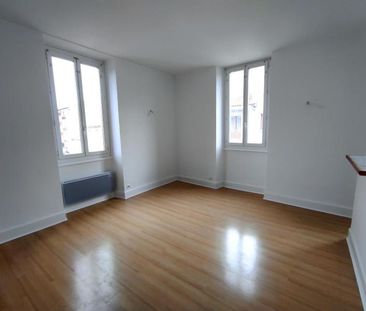 Location Appartement 2 pièces 42m² MILLAU 12100 - Photo 2