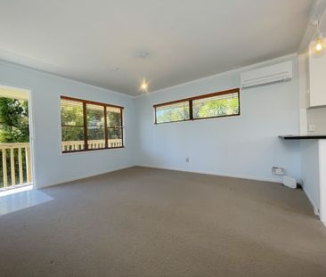 Sunny Two Bedroom Family Home in Peaceful Birkdale - Photo 6