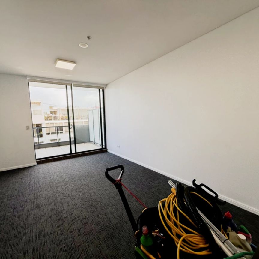 2 bed 2 bath-828 - Photo 1