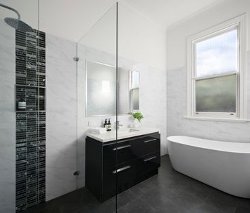 51 Aintree Road, Glen Iris VIC 3146 - House For Rent | Domain - Photo 3