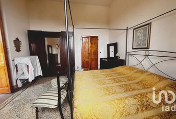 Via San Martino Altoreggi, Figline e Incisa Valdarno, Tuscany 50063