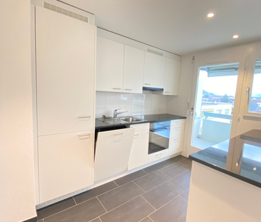 Grosszügige 4.5-Zimmerwohnung mit sanierter Küche und Bad - Foto 4