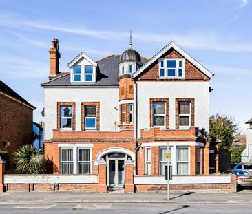 3 bedroom apartment to rent - Photo 5