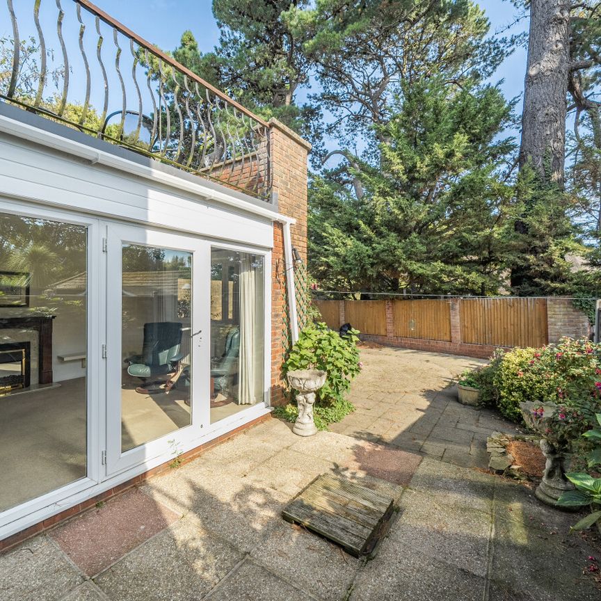 3 bedroom semi-detached house to rent - Photo 1