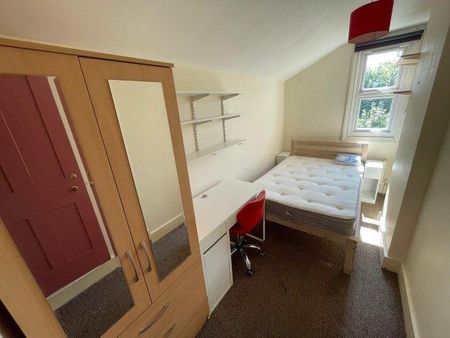 4 bedroom house share to rent - Photo 4