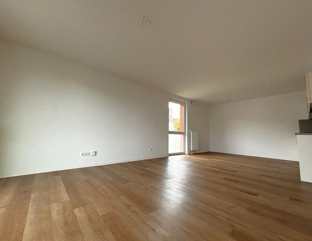 Bremerhaven-Mitte // Schöne 2-Zimmer-Wohnung an der Geeste - Photo 1