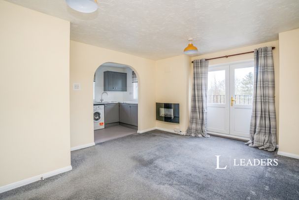 2 bedroom apartment to rent Compass Point, Fareham, PO16 - Photo 1