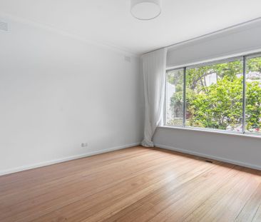 Modern inner-city living in the heart of Collingwood with separate ... - Photo 4