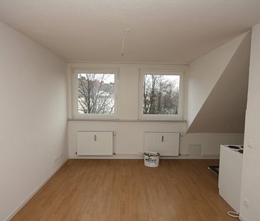1-Zimmer-Dachgeschosswohnung in Hamburg-Fuhlsbüttel (Alsterkrugchaussee 586) - Foto 2