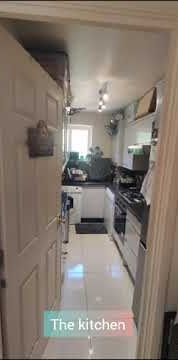 2 Bed Flat, Stuart House, E16 - Photo 1