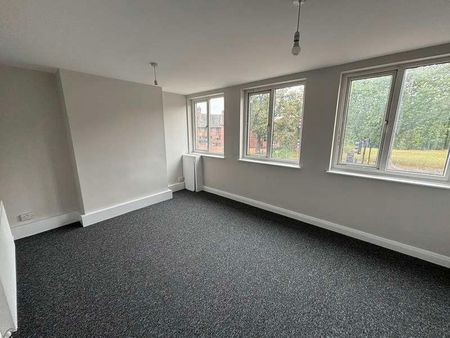 Warmsworth Road, Doncaster, DN4 - Photo 2