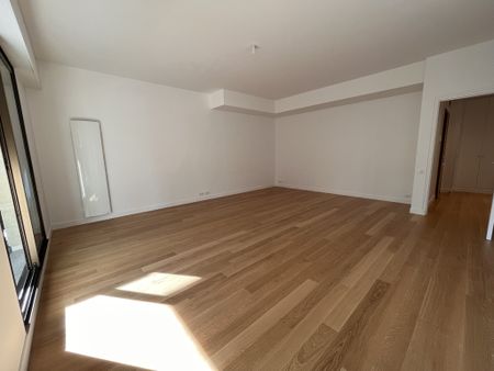Appartement 2 chambres, rez-de-jardin, Neuilly - Photo 3
