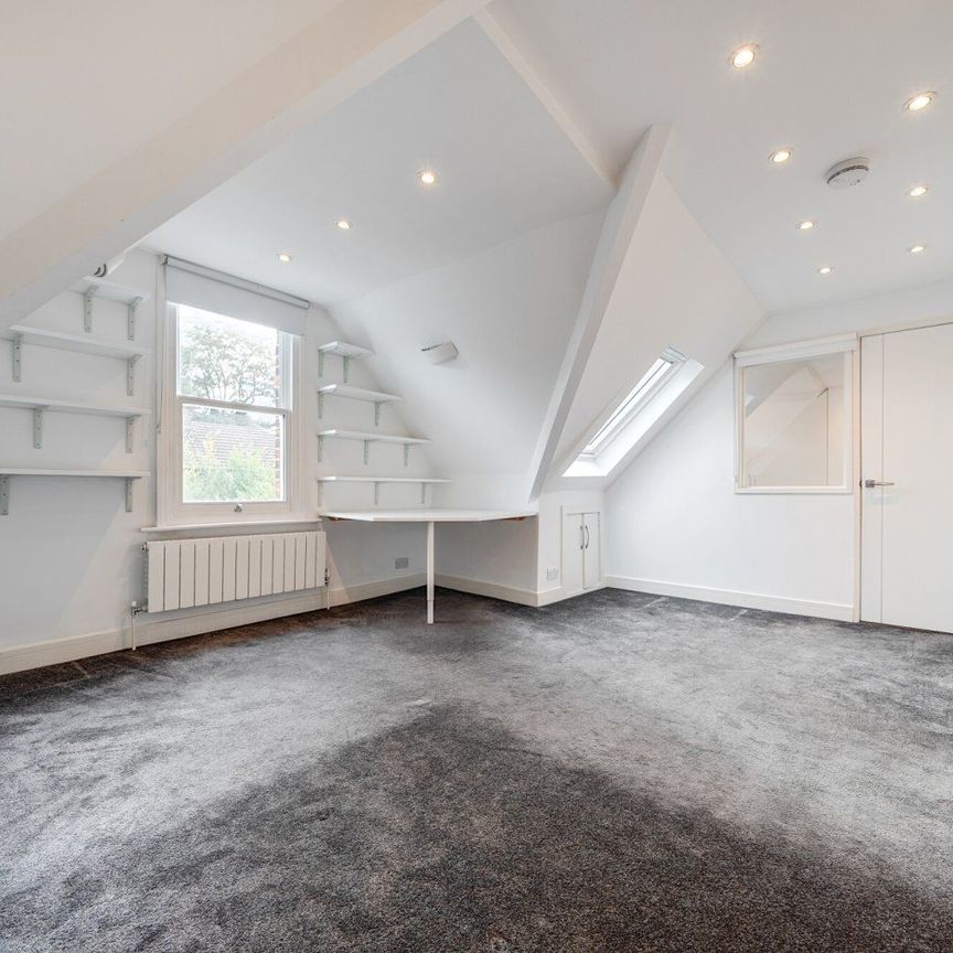 Humber Road, London, SE3 - Photo 1