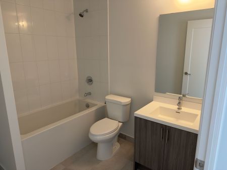 For Lease - 412 Silver Maple Drive Unit# 611, Oakville, Ontario - Photo 4