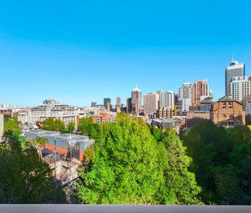 CHIC APARTMENT IN A VIBRANT SURRY HILLS ADDRESS - Photo 6