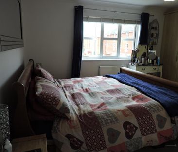 4 bedroom house to rent Caroline Way, Sovereign Harbour North, East... - Photo 6