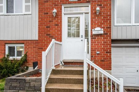 For Lease - 554 halberstadt Circle, Cambridge, Ontario - Photo 5