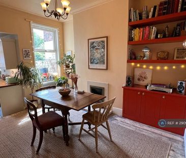 3 bedroom terraced house to rent - Photo 4