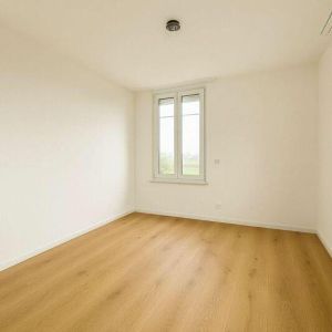 First rental: 2.5-room designer apartment with large garden - Foto 2