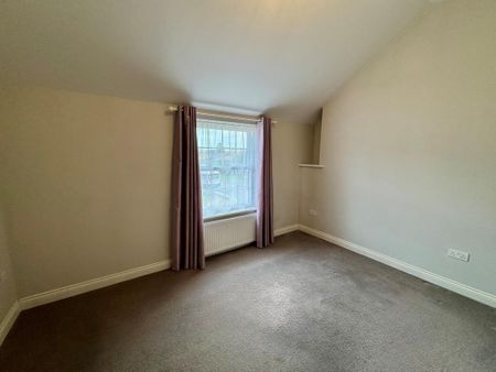 3 bedroom terraced house to rent - Photo 4