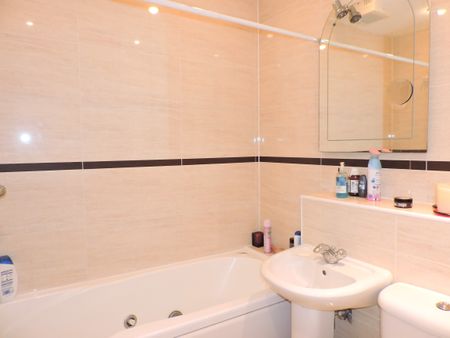 2 bedroom apartment to rent Ensenada Reef, Sovereign Harbour North, Eastbourne, BN23 - Photo 5